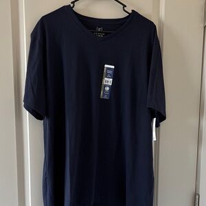 George Men’s Navy V-Neck Short Sleeve Tee